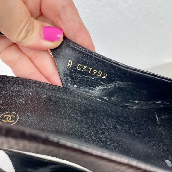 {Chanel} Bronze Leather CC Cap Toe Slingback Sandals Size 39.5 - Picture 6 of 14